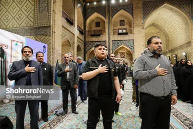 گزارش تصویری | آیین رسمی بدرقه دوندگان کاروان جاده ولایت در حرم مطهر رضوی