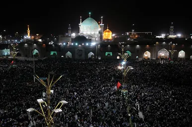 مراسم احیاء شب 23 ماه رمضان در حرم مطهر رضوی