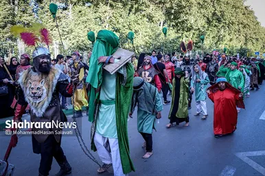 حرکت کاروان نمادین اسرای کربلا در مشهد