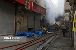 آتش‌سوزی در ساختمان ۱۰ طبقه تهران | شهادت آتش‌نشان تهرانی + تصاویر و فیلم