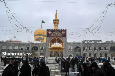 گزارش تصویری | یک روز برفی در حرم مطهر امام رضا(ع) - ۲۱ بهمن ۱۴۰۳