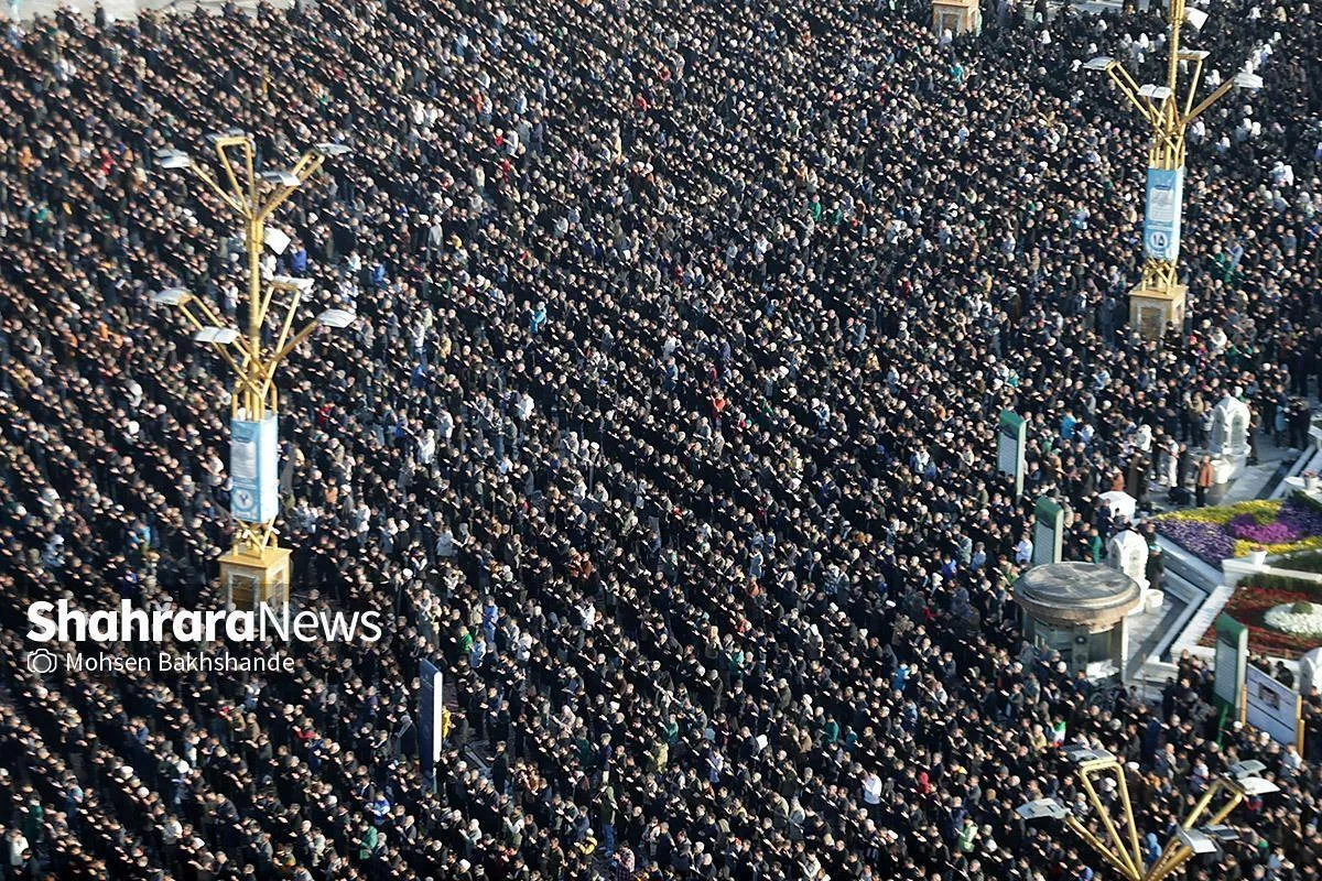 شرکت ۱۴۱ هزار نفر در نماز عید سعید فطر ۱۴۰۵ در حرم مطهر رضوی