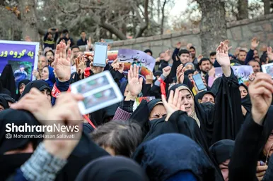 تشییع دو تن از شهدای حمله تروریستی کرمان در مشهد