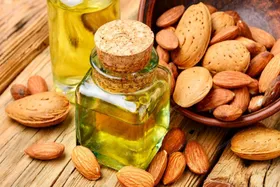 معجزه روغن بادام در سلامت پوست و مو