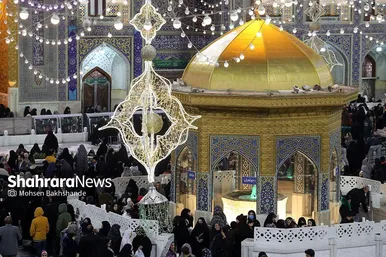 حال و هوای حرم مطهر رضوی در شب نیمه شعبان