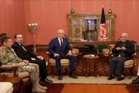 خلیلزاد برای گفتگو با اشرف غنی وارد کابل شد