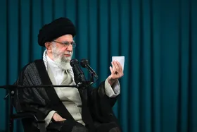 ویدئو| رهبر انقلاب در دیدار با بانوان: در قضایای اخیر چه کسانی مقابل فراخوان&zwnj;های دشمن ایستادگی کردند؟