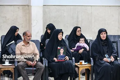 گزارش تصویری | دیدار آیت الله علم الهدی با خانواده شهدای هوافضای سپاه در جنگ ۱۲ روزه