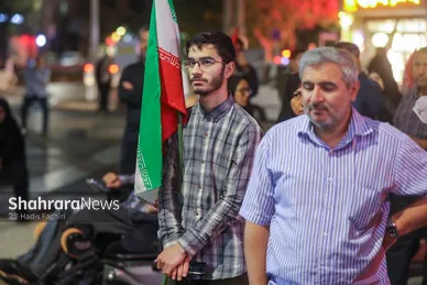 گزارش تصویری | دویست‌وهفتمین شب حماسه حضور مردم مشهد در سنگر خیابان  (اول مهر ۱۴۰۵)