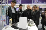 بازدید جمعی از مسئولین، اقتصاددانان، ورزشکاران و فعالان رسانه‌ای و فرهنگی از نمایشگاه «پیشگامان پیشرفت» + عکس (۴ بهمن ۱۴۰۳)