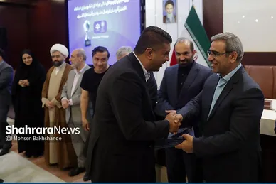 گزارش تصویری | مراسم تجلیل شهرداری از افتخارآفرینان فوتبال پایه مشهد در کشور