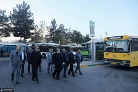 بازدید شهردار مشهد از روند خدمت رسانی اتوبوسرانی به شهروندان
