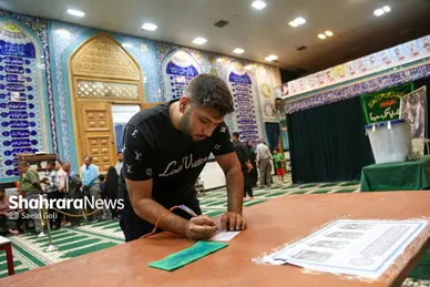 عکس‌هایی از انتخابات ریاست جمهوری در مشهد - ۴