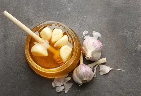 سیر و عسل، راهکاری طبیعی برای داشتن زندگی سالم&zwnj;تر