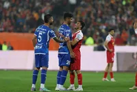 استقلال پیگیر کسر امتیاز دوباره از پرسپولیس