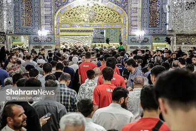 گزارش تصویری | تشرف تیم ملی والیبال نوجوانان به حرم مطهر رضوی