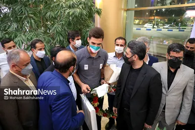استقبال از سه عضو کاروان پارالمپیک کشور در مشهد