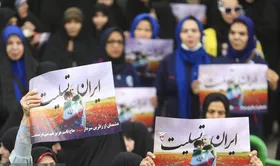 ورود پیکر &laquo;فاطمه دهقانی&raquo; یکی از شهدای حادثه تروریستی کرمان به مشهد+ فیلم
