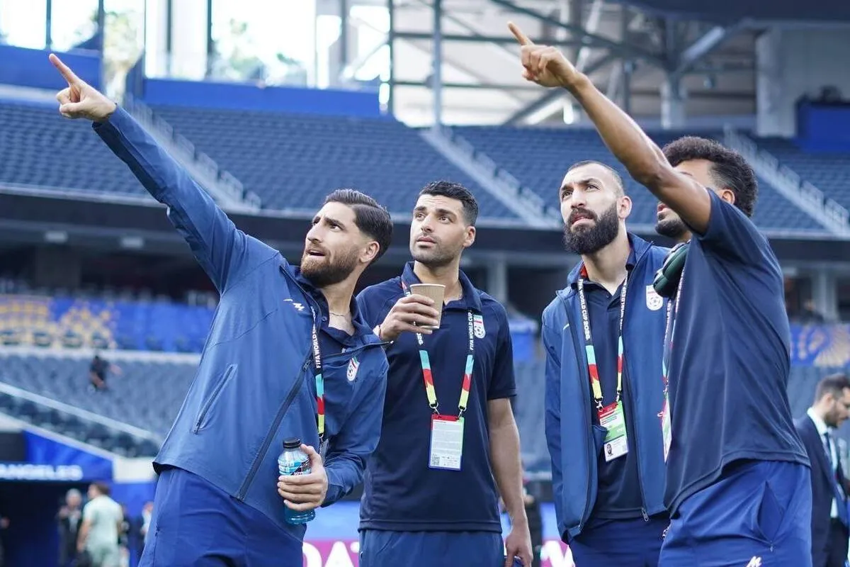 ویدئو | بازدید بازیکنان تیم ملی از ورزشگاه دیدار با نیوزیلند در لس‌آنجلس (۲۵ خرداد ۱۴۰۵)