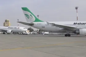 بلیت پرواز از تهران به مشهد و بالعکس تا یک ماه دیگر نایاب شد! + فیلم