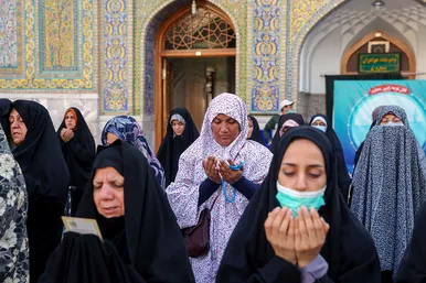 نماز عید قربان در حرم مطهر رضوی