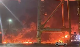 انفجار مهیب در بندر &laquo;جبل علی&raquo; دبی + فیلم