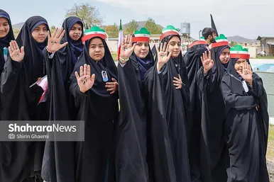 گزارش تصویری | طرح کاشت نهال به یاد دانش آموزان شهید مدرسه میناب