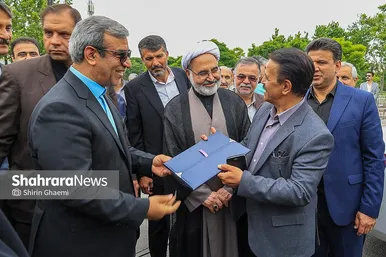 گزارش تصویری | واگذاری ۱۶ دستگاه ماشین‌آلات خدماتی شهری به شهرداری‌های خراسان رضوی