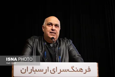 عکس‌هایی از مراسم تقدیر از جواد یساری