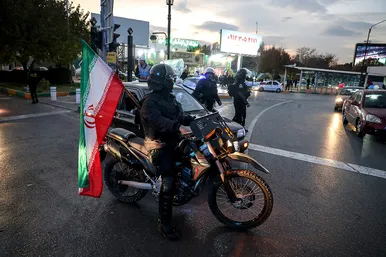 شادی مردم مشهد بعد از برد تیم ملی ایران 2