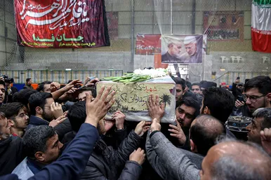 آئین تشییع و تدفین «شهید گمنام» در دانشکده شهید منتظری مشهد
