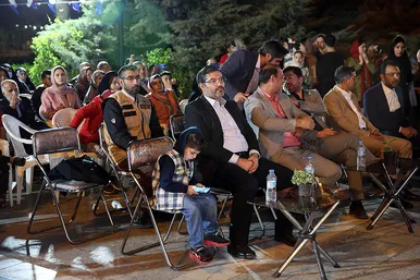 جشنواره غذای ملل و صنایع دستی ملی در مشهد