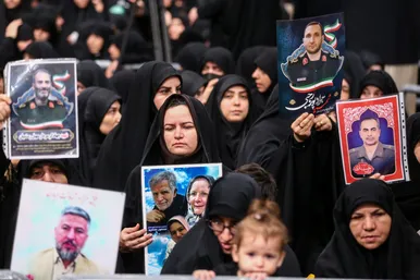 گزارش تصویری | سخنرانی رهبر معظم انقلاب در مراسم عزاداری شهادت امام رضا(ع)