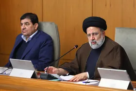رئیسی: با کسانی که با قیمت ریال کالا تولید و گران عرضه می&zwnj;کنند،&zwnj; برخورد قاطع شود| سخنان رهبر انقلاب چراغ راهی برای همگان است