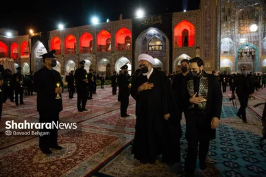 آیین خطبه خوانی شب شهادت امام رضا(ع) در حرم مطهر رضوی