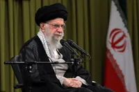 رهبر معظم انقلاب خطاب به نامزدها: جایز نیست حرف‌هایی صادر بشود که کشور را دشمن‌شاد کند + فیلم