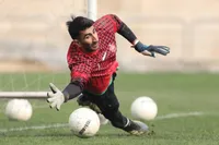 تردید تراکتور در استفاده از بیرانوند برابر پرسپولیس