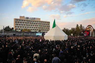 خیمه سوزان عصر عاشورا در مشهد