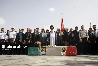گزارش تصویری | مراسم تشییع پیکر آتش‌نشان فداکار «شهید رضا فخریان» در مشهد