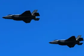 جنگنده اسرائیلی در یک مانور، دچار حادثه شد