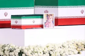 رسانه هندی: در شکوه وداع؛ تابوت کوچک &laquo;زهرا&raquo; نقاب از چهره کودک&zwnj;کش مدعیان حقوق بشر برمی&zwnj;دارد