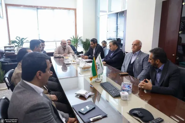بازدید سرپرست شهرداری از شورای شهر مشهد به مناسبت روز ملی شوراها