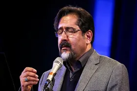 آوازخوانی حسام&zwnj;الدین سراج در مراسم تشییع استاد فرشچیان + فیلم