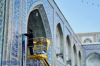عکس‌هایی از گل‌آرایی حرم مطهر رضوی به مناسبت اعیاد شعبانیه