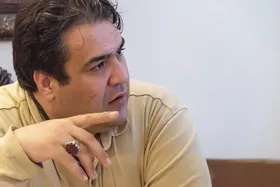 شعر تنفس شاعر در زندگی است | گفتگو با امیر مرزبان ادبیات پژوه و شاعر معاصر
