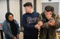سرقت ۱۶ میلیارد ریالی در مشهد با یک کلنگ!