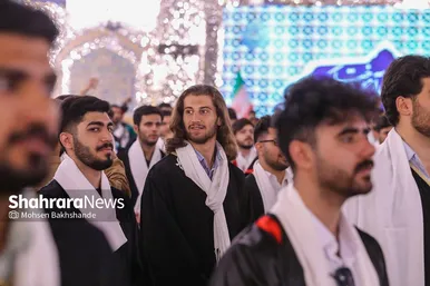 عکس‌هایی از مراسم دانش‌آموختگی دانشجویان علوم پزشکی سراسر کشور در حرم امام‌رضا(ع)