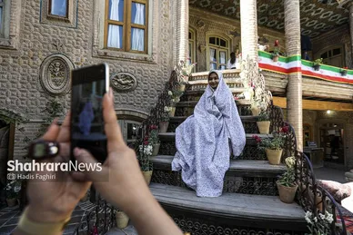 گزارش تصویری | مسافران نوروزی در خانه داروغه مشهد