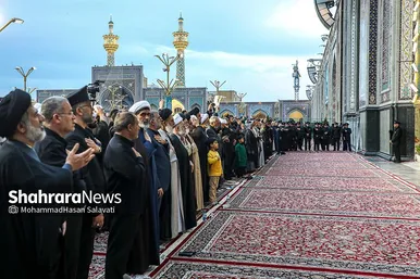 تصاویری از استقبال و تشییع پیکر رئیس جمهور رئیسی و شهدای خدمت در مشهد