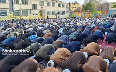 نماز عید سعید فطر مهاجران افغانستانی در محله گلشهر